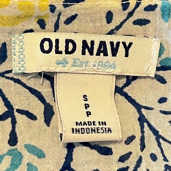 Old Navy Sleeveless Cotton Top V-Neck Crinkle Sheer Boho Coquette Summer S - Picture 3 of 5